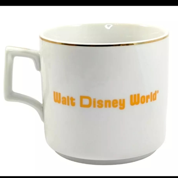 Vintage Walt Disney World Mickey Mouse Castle Coffee Mug Tea Cup Japan Gold Rim - Picture 4 of 5
